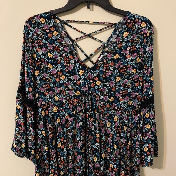 No Boundaries Tops - Junior size 11-13 Top by NO BOUNDARIES